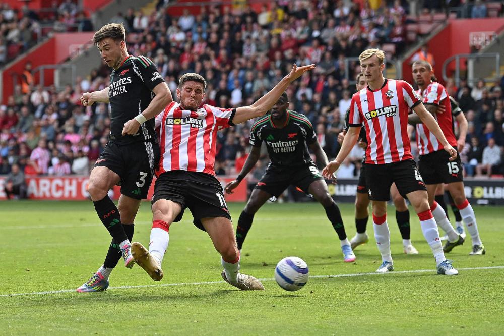 11助攻0失误！詹姆斯本赛季第二次助攻上双且失误不超1次